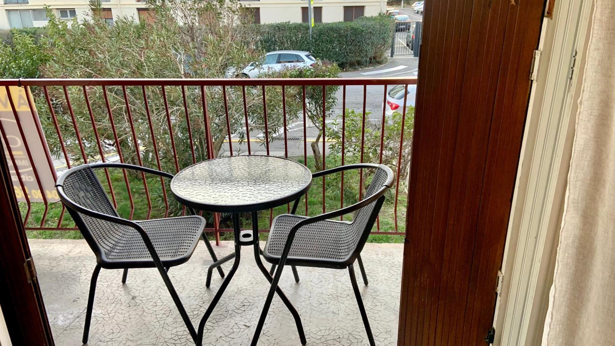 Appart Cosy Sur Salon De Provence Extérieur photo