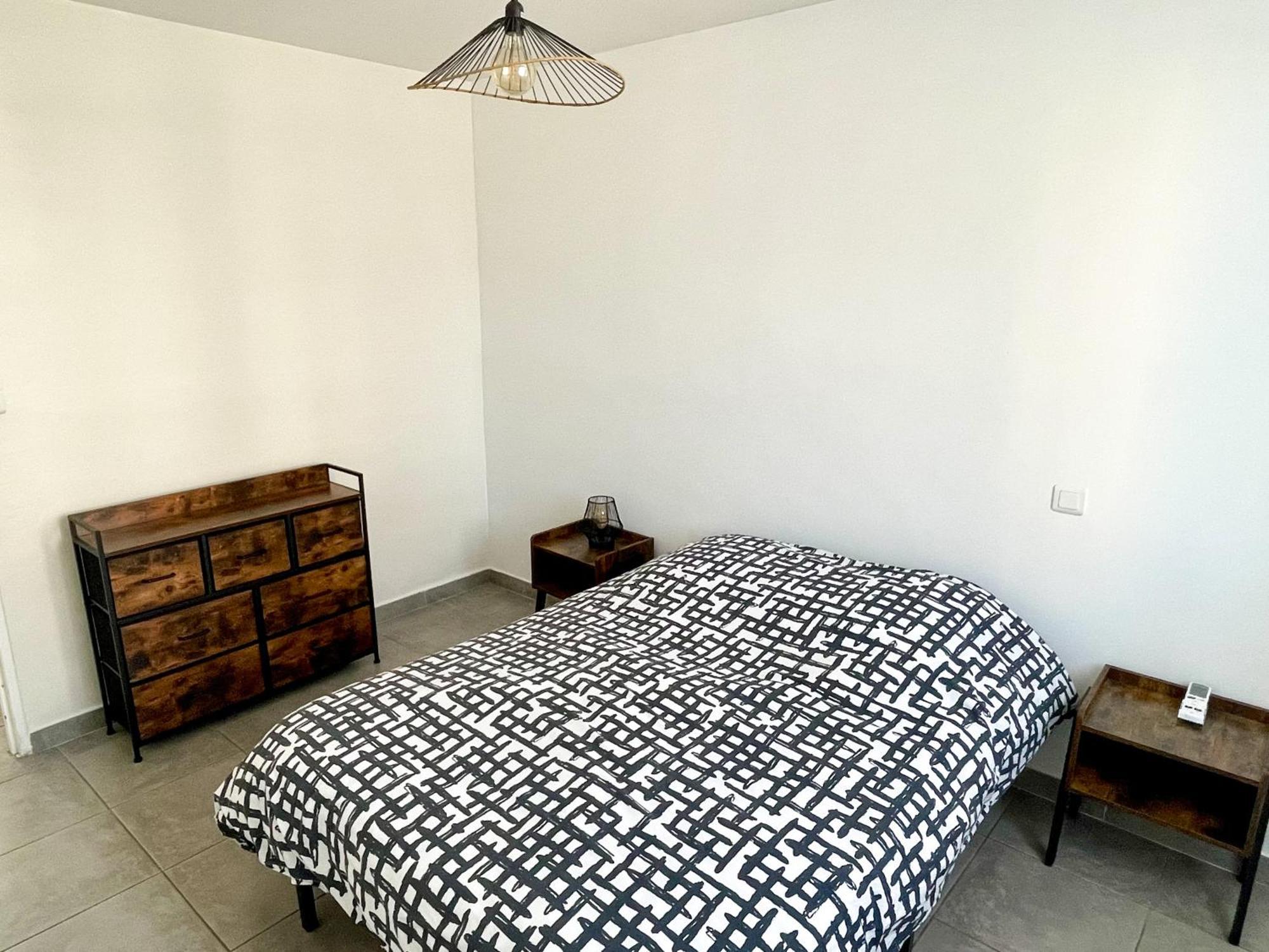 Appart Cosy Sur Salon De Provence Extérieur photo